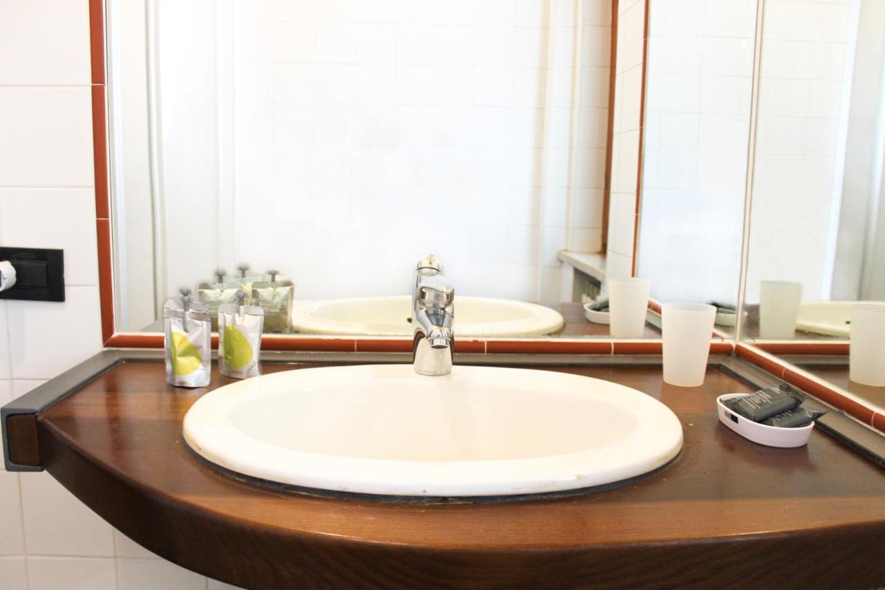 4 Venti Hotell Curtatone Exteriör bild