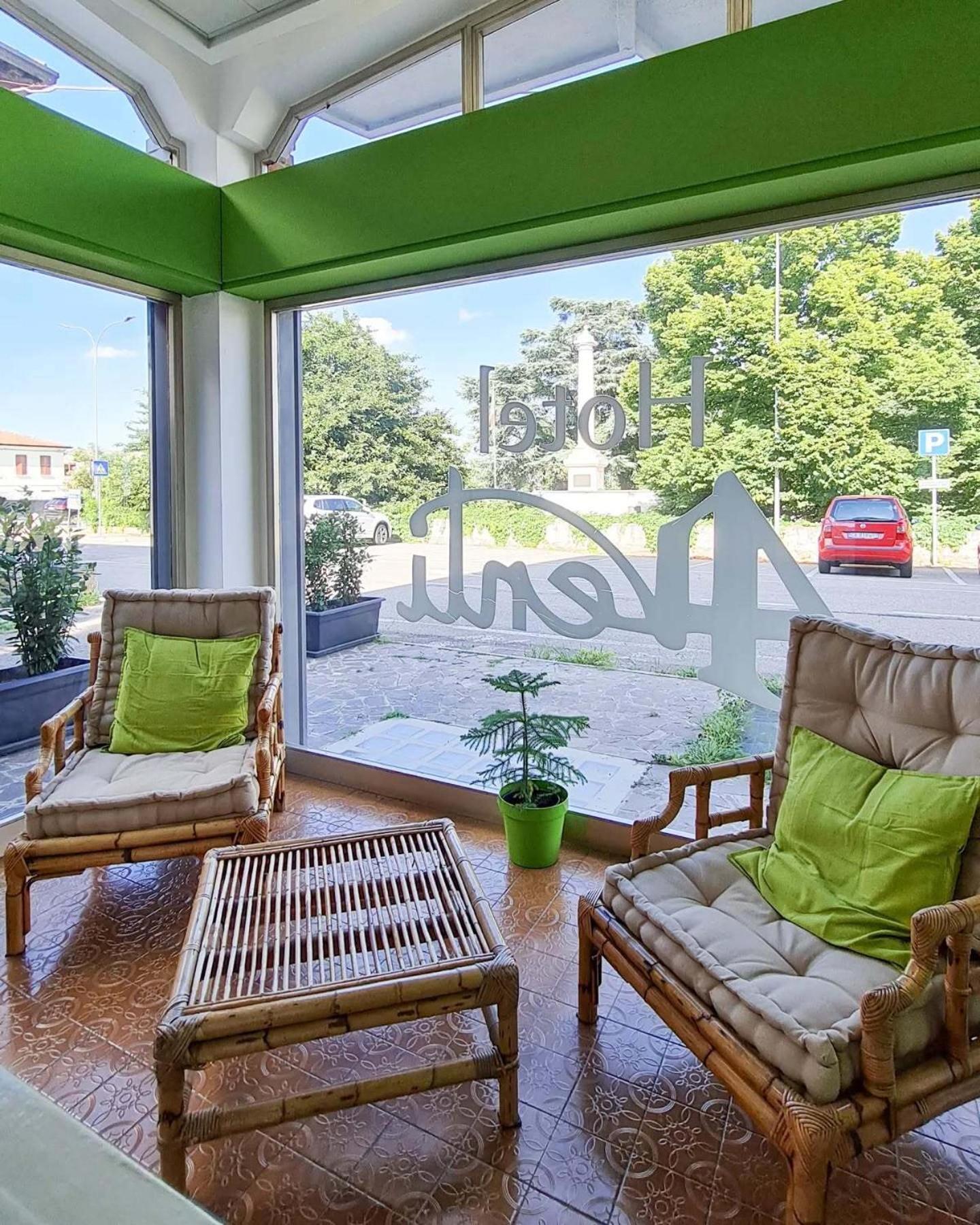 4 Venti Hotell Curtatone Exteriör bild